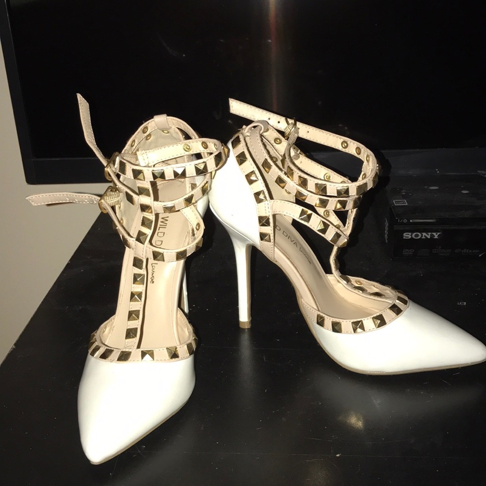 High heels - Picture 2 of 4